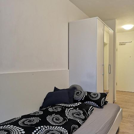 Appartamento Beautiful Flat, Near Westpark & Hostpital, Easy Parking Ingolstadt Esterno foto